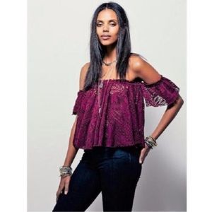 FREE PEOPLE | FP Beach Eyelet Off the Shoulder Top Size XS Purple Tee Shirts NWT